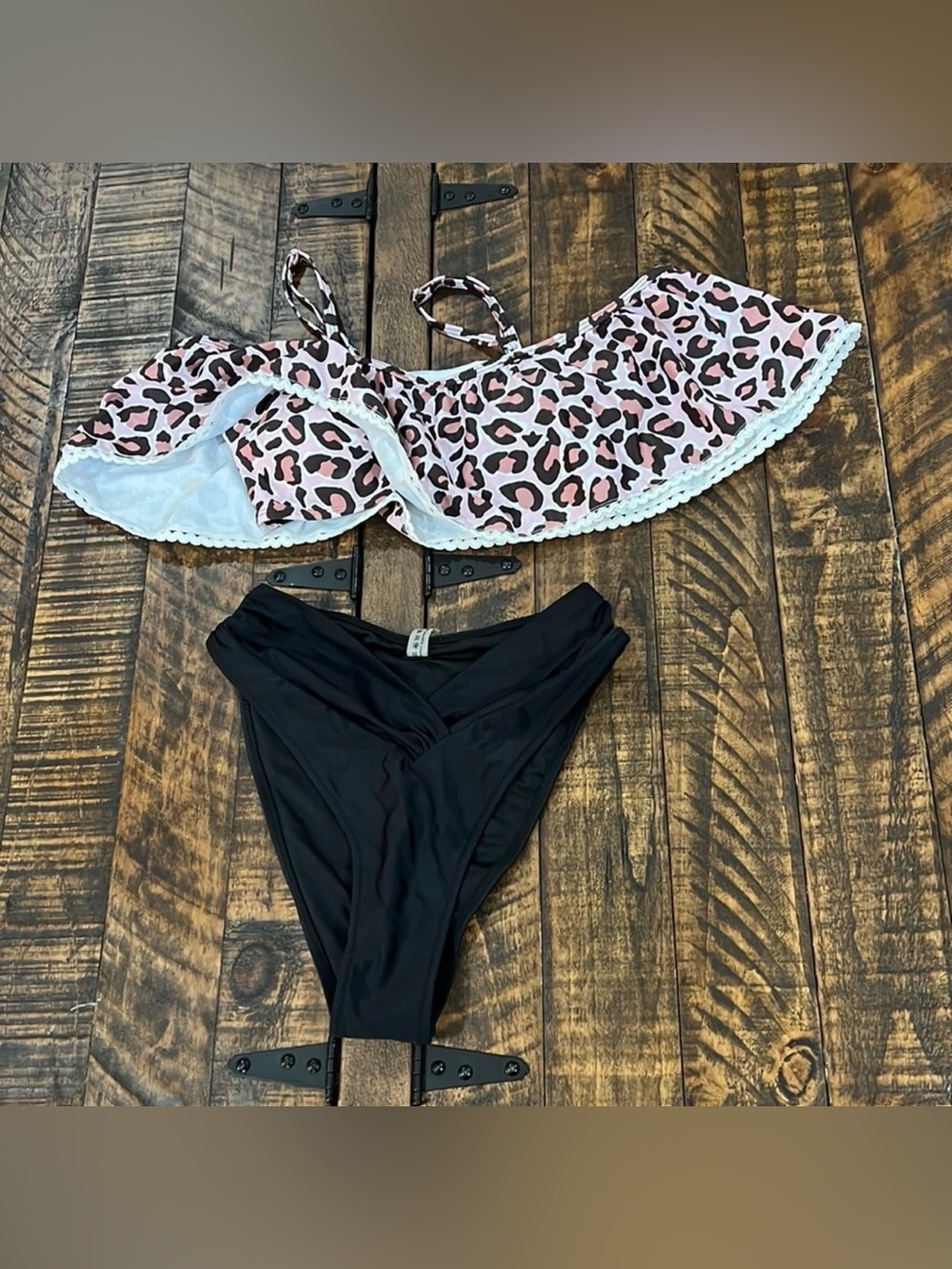Ruffle Animal Print top size small